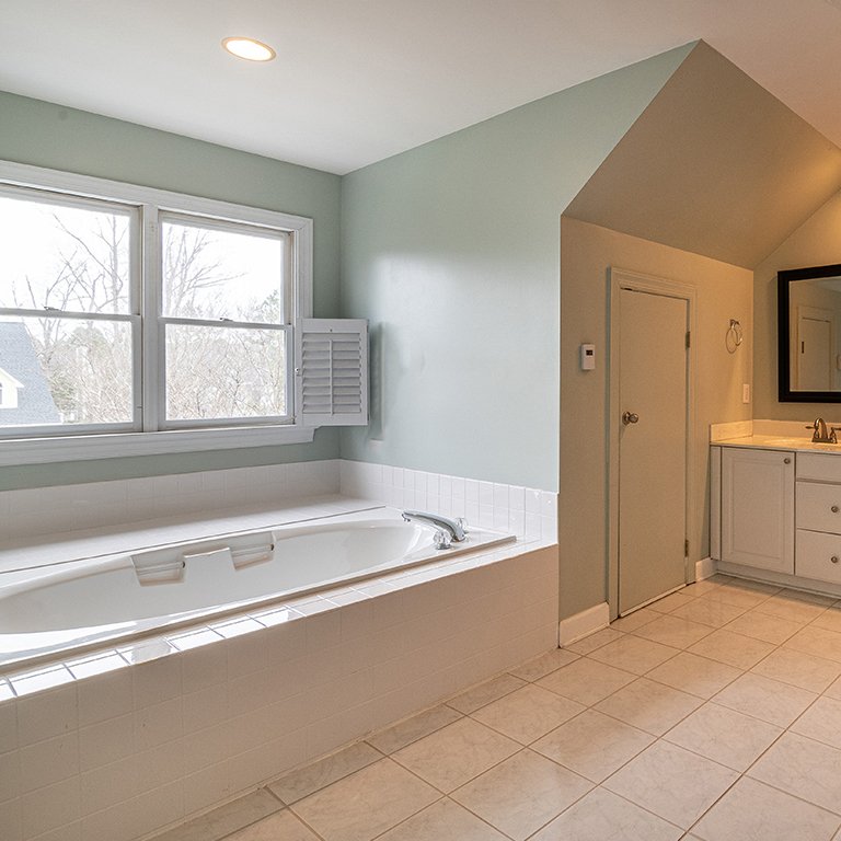 kitchen and bathroom remodel in Florida